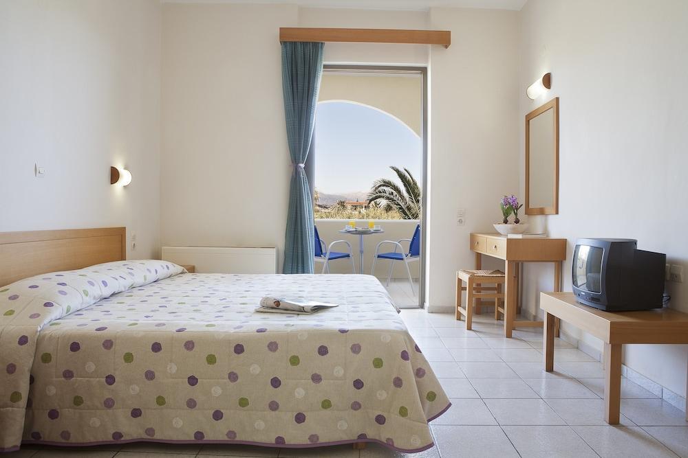 Marinos Beach Hotel Platanes  Dış mekan fotoğraf